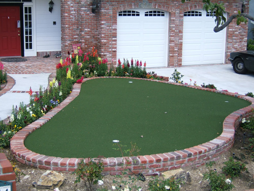 Outdoor Putting Green Services